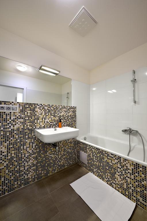 Ambiente Serviced Apartments - Dunajska 布拉迪斯拉发 外观 照片