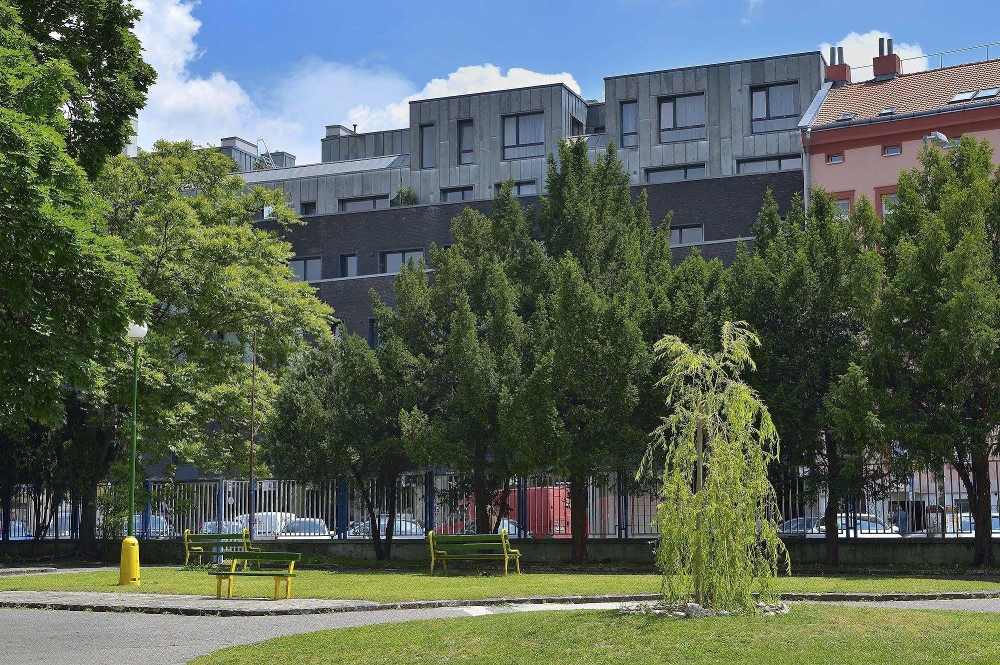 Ambiente Serviced Apartments - Dunajska 布拉迪斯拉发 外观 照片