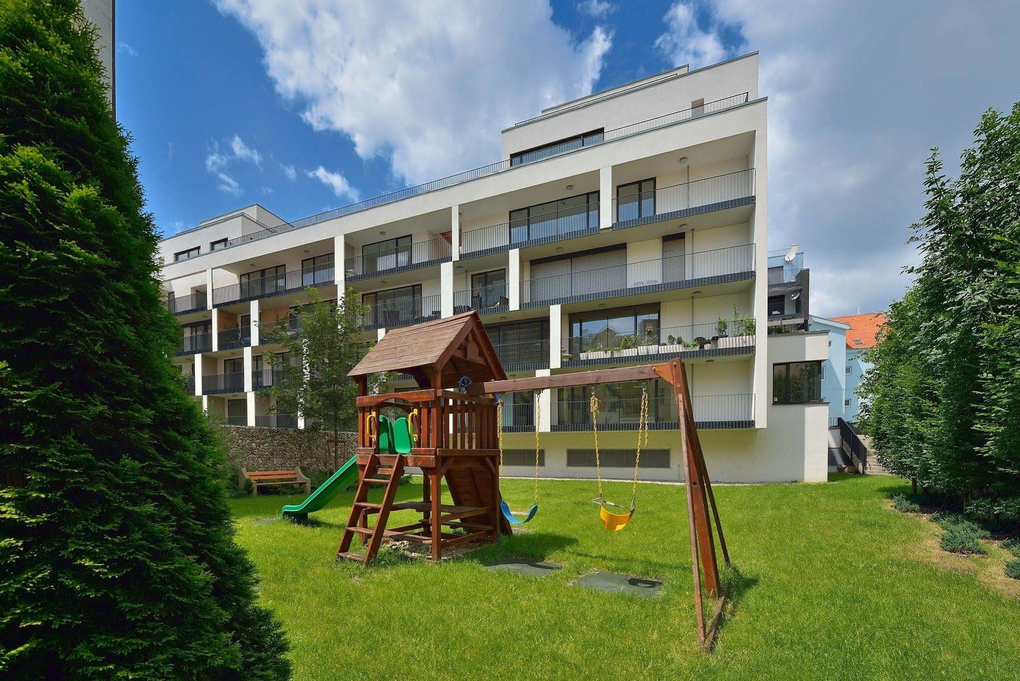 Ambiente Serviced Apartments - Dunajska 布拉迪斯拉发 外观 照片