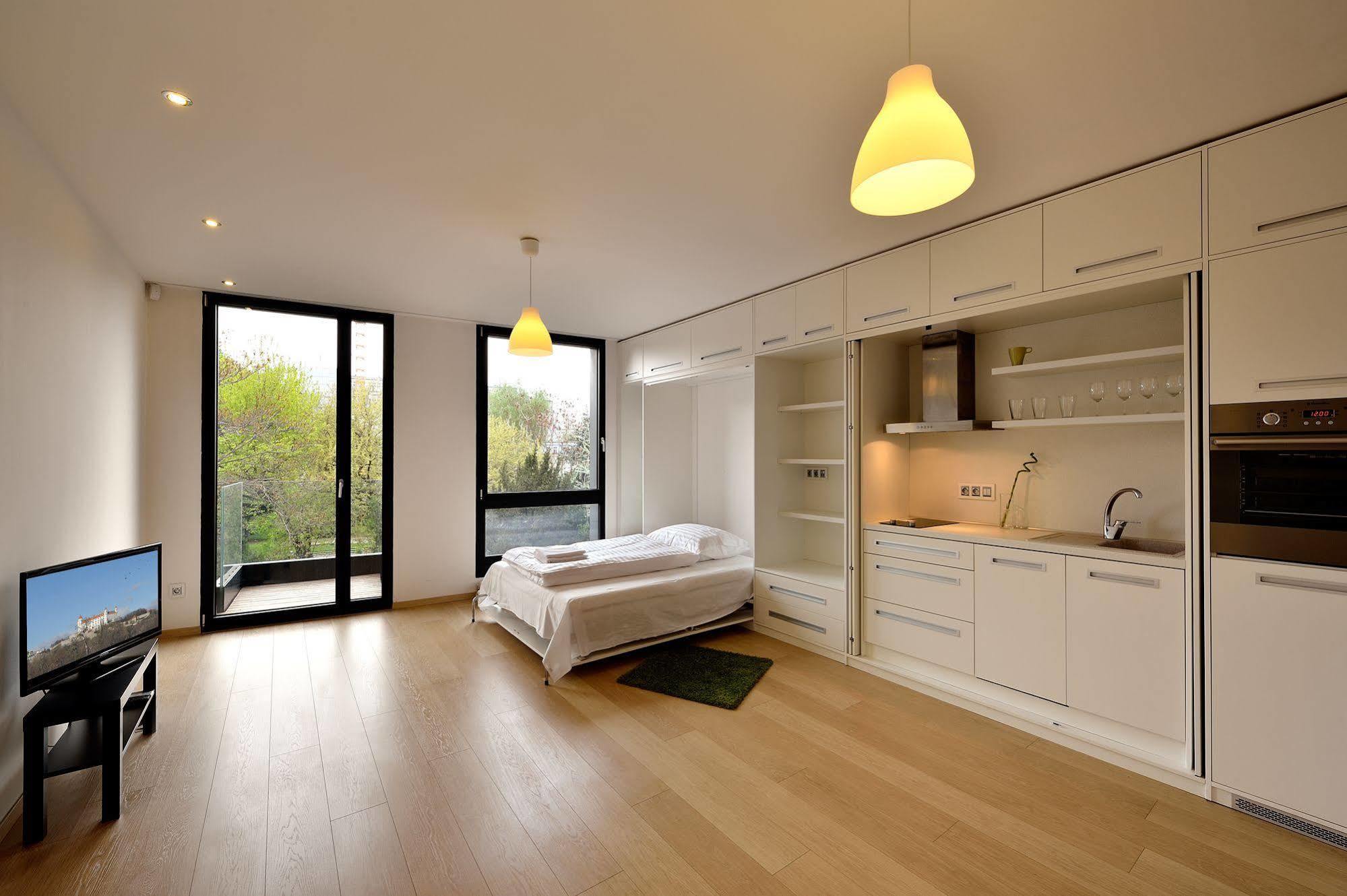 Ambiente Serviced Apartments - Dunajska 布拉迪斯拉发 外观 照片