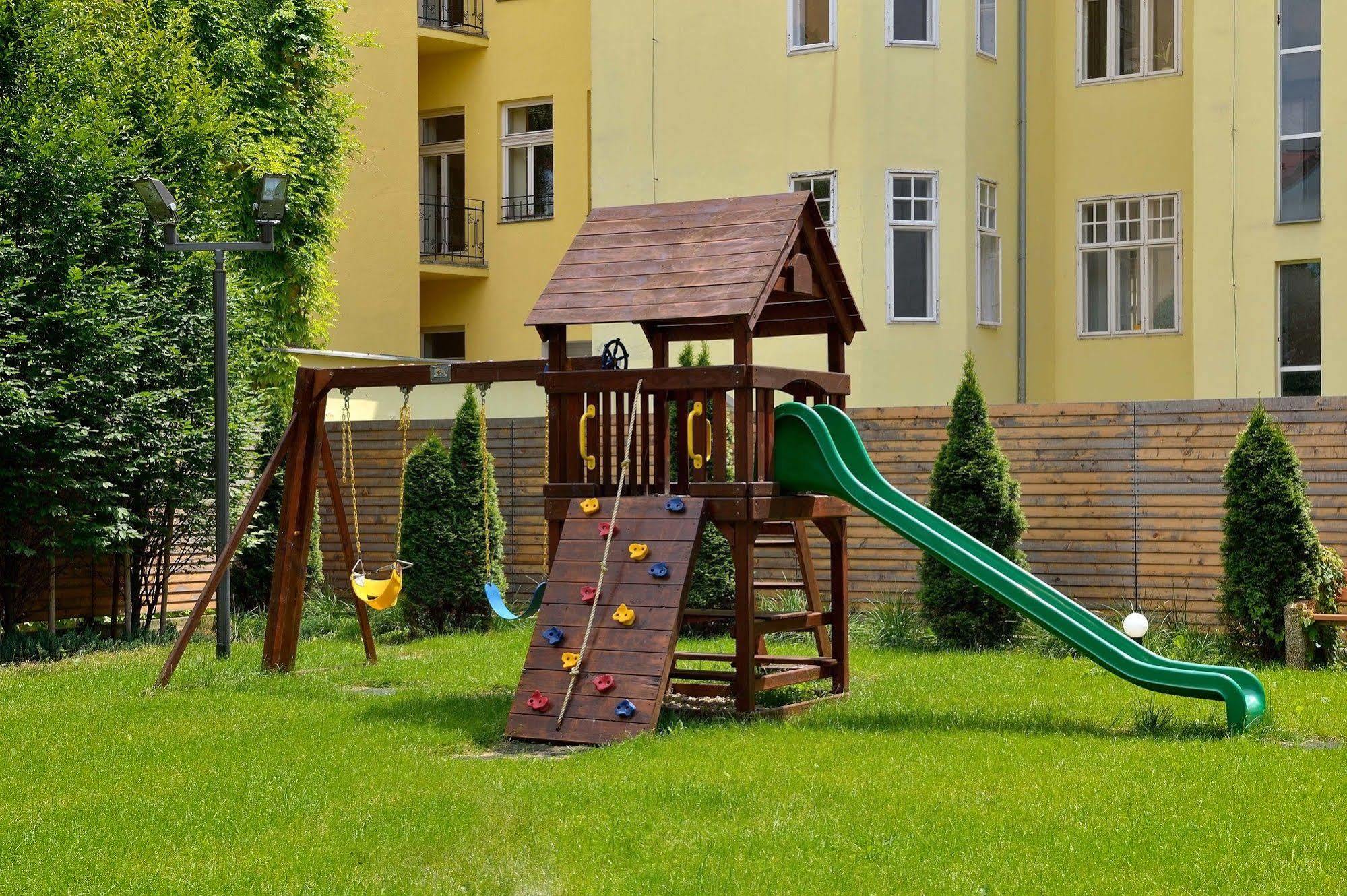 Ambiente Serviced Apartments - Dunajska 布拉迪斯拉发 外观 照片